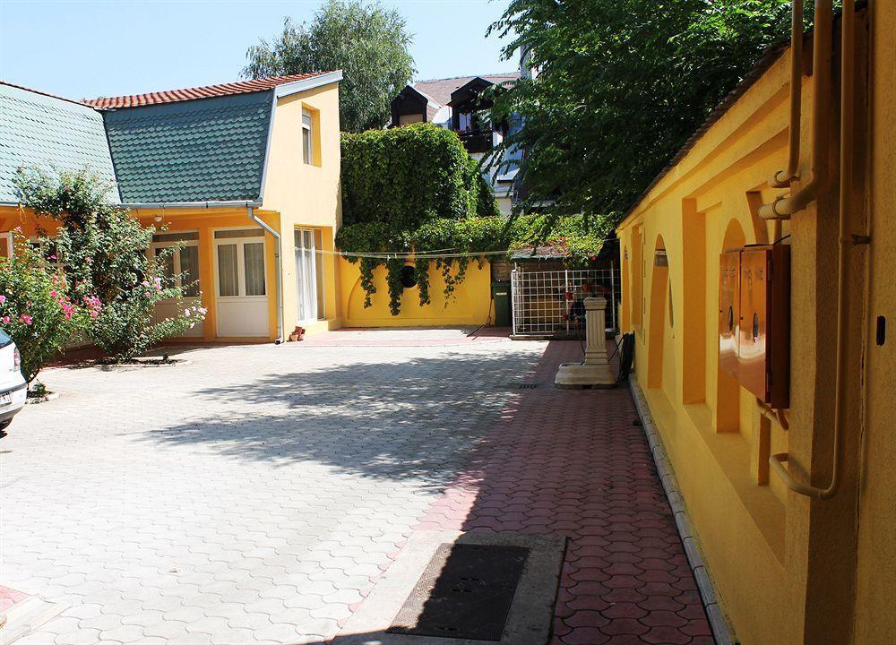 Vila Ile De France Novi Sad Exterior photo